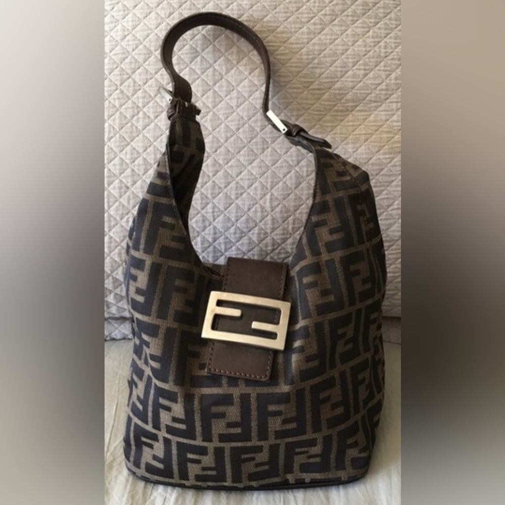 Authentic Vintage FENDI ZUCCA small Bucket purse. Excellent condition.